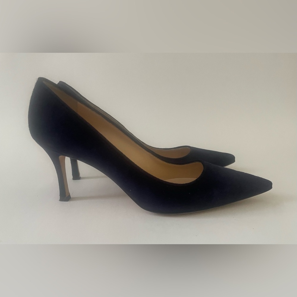 Manolo Blahnik Navy Suede Heels